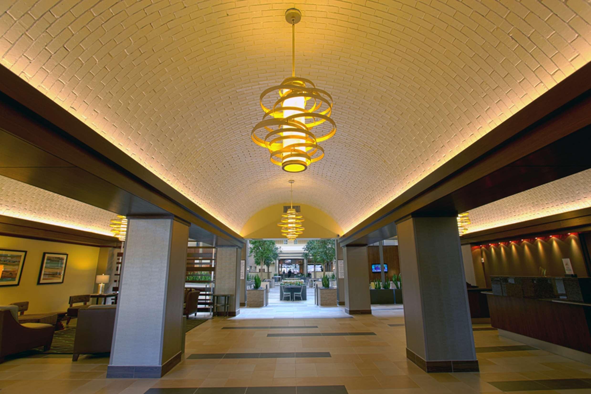 Embassy Suites Dallas - Market Center Inreriör bild