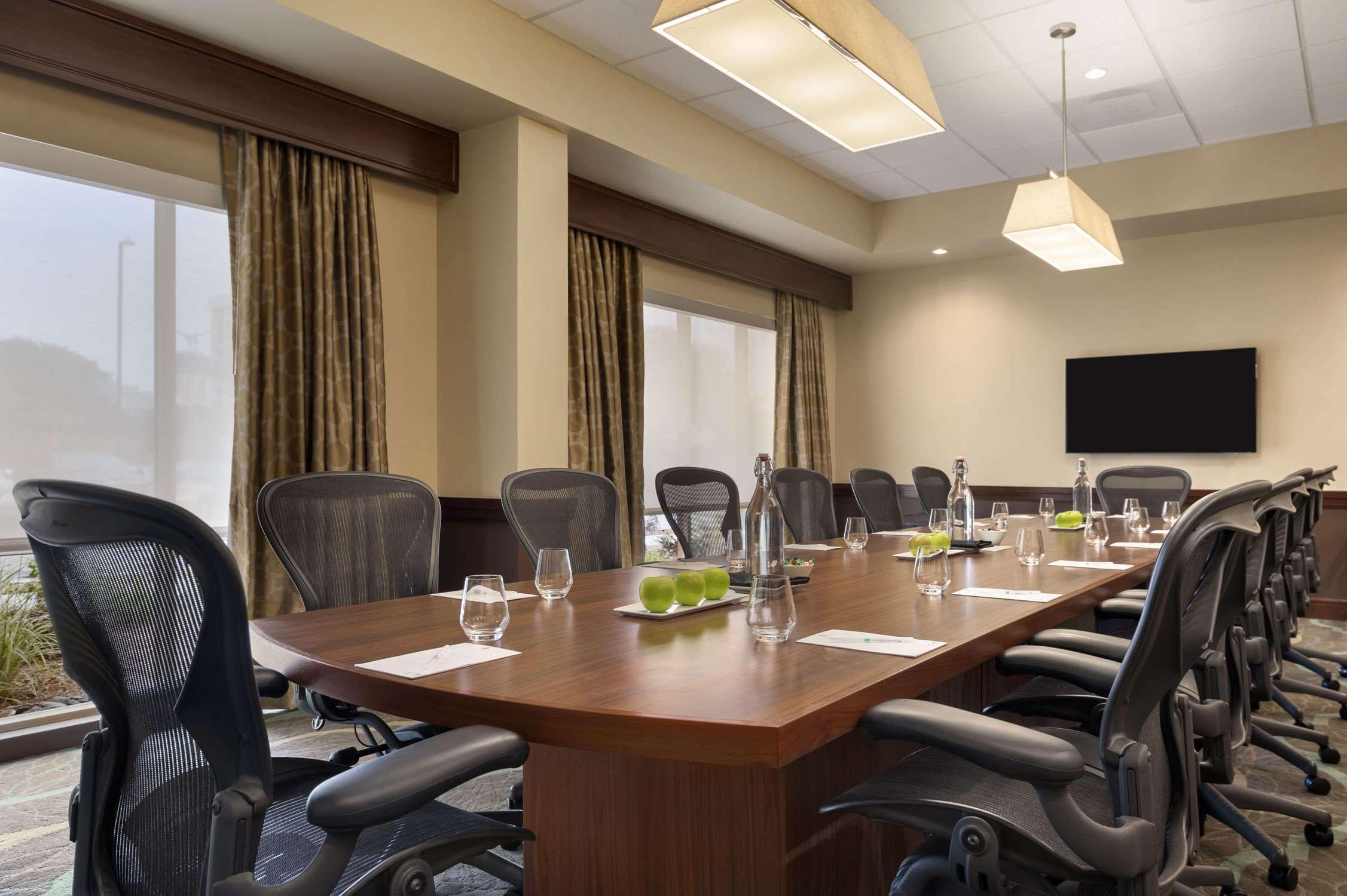 Embassy Suites Dallas - Market Center Business bild